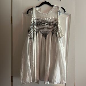 White Sea Breeze tunic